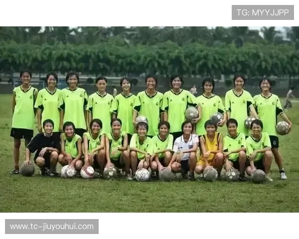 聚焦丛霖辉煌轨迹全景呈现其个人足球荣誉与成长传奇故事绚丽旅程